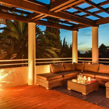 Casa Isabella * קארבואירו