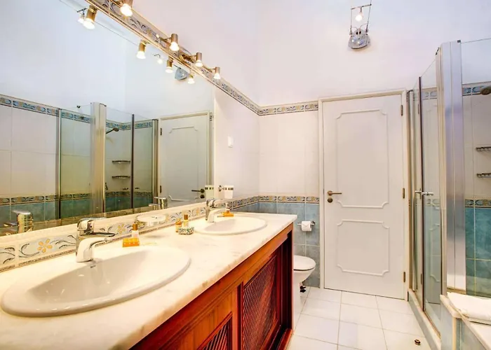 Casa Isabella קארבואירו